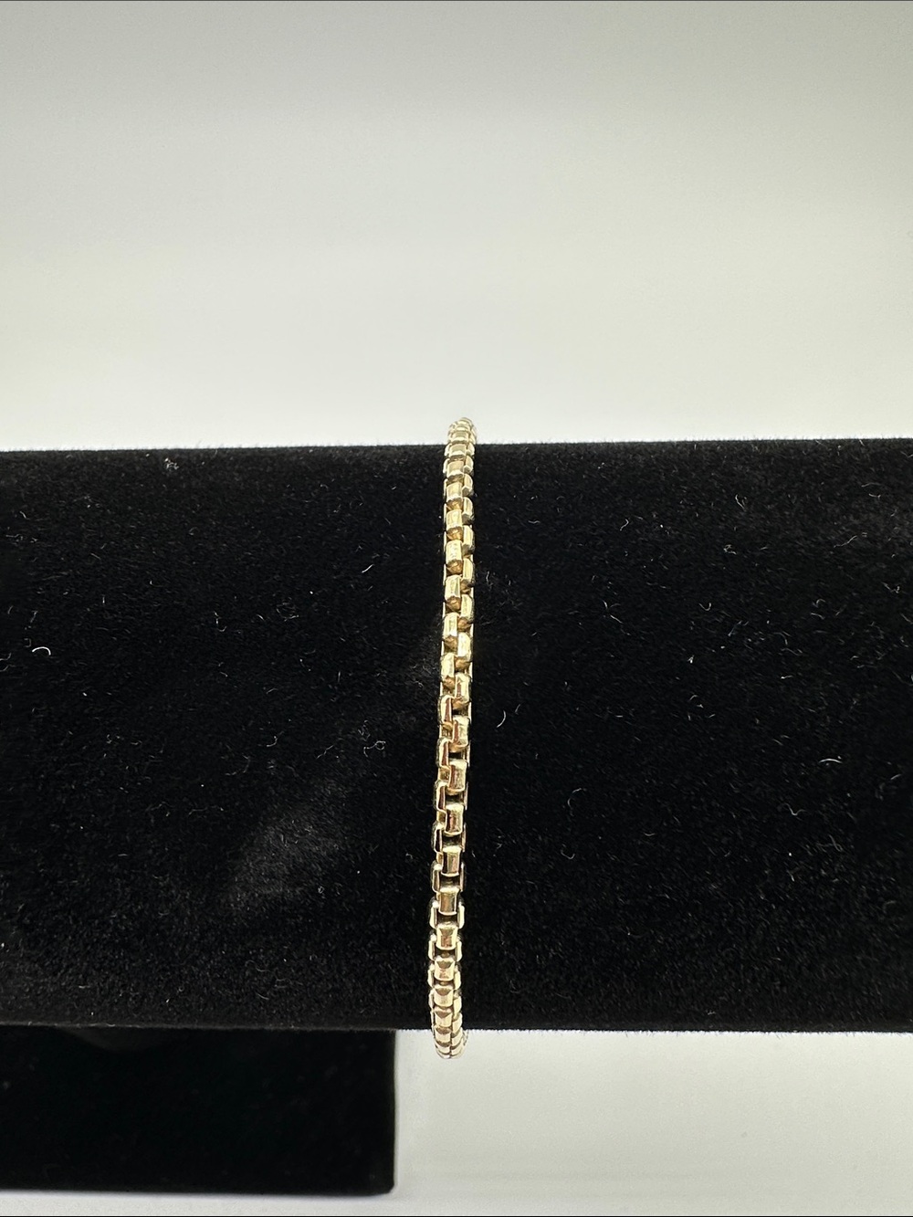 8” 2.2mm 10k Solid Gold Box Chain Bracelet